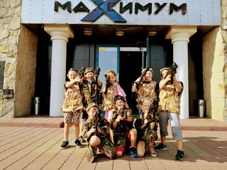 Лазертаг в Києві. Дитячі свята. Клуб Artmax.