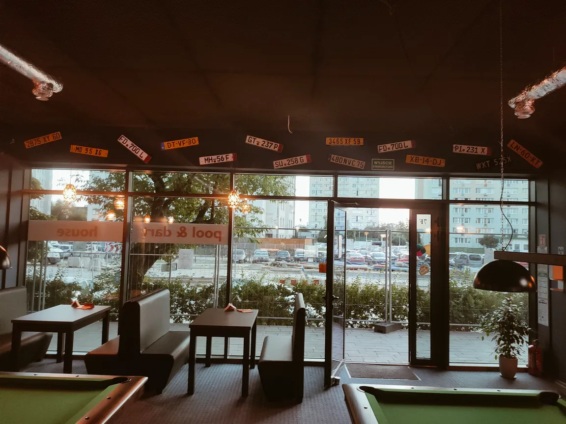 POOL & DART HOUSE