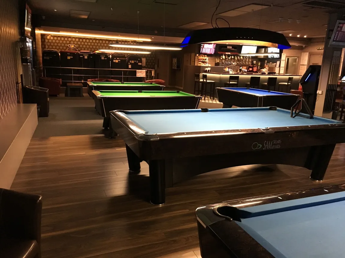 Raging Ball Club Greenford