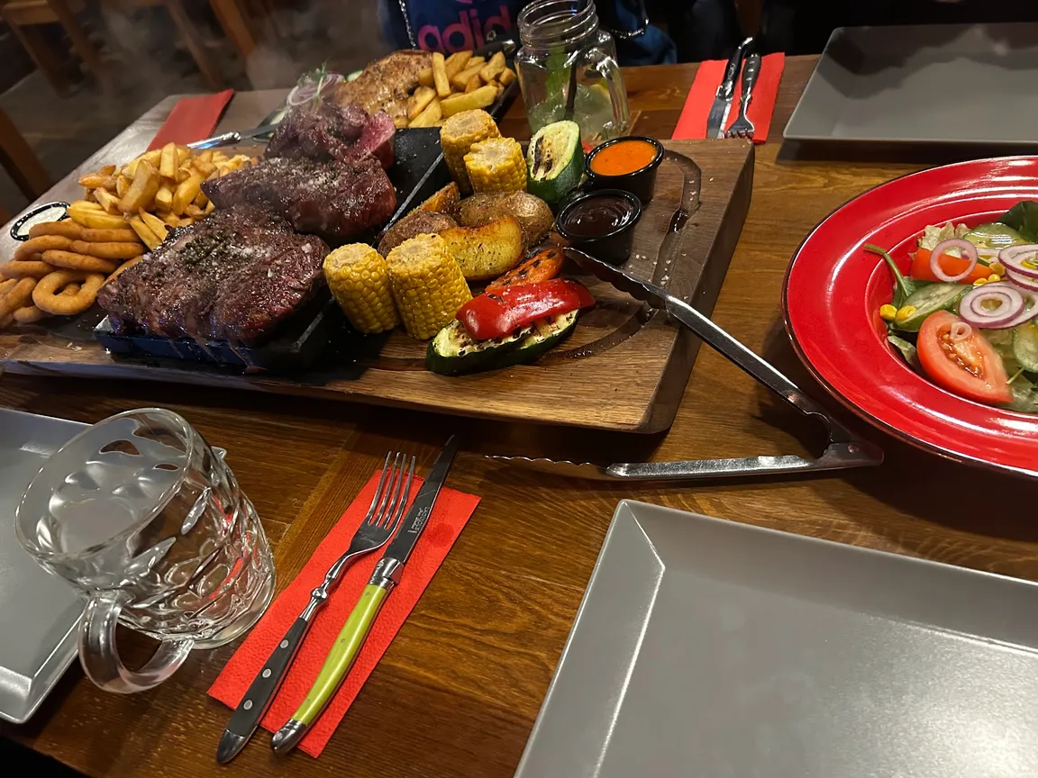 Steakhouse EVIL Poznań