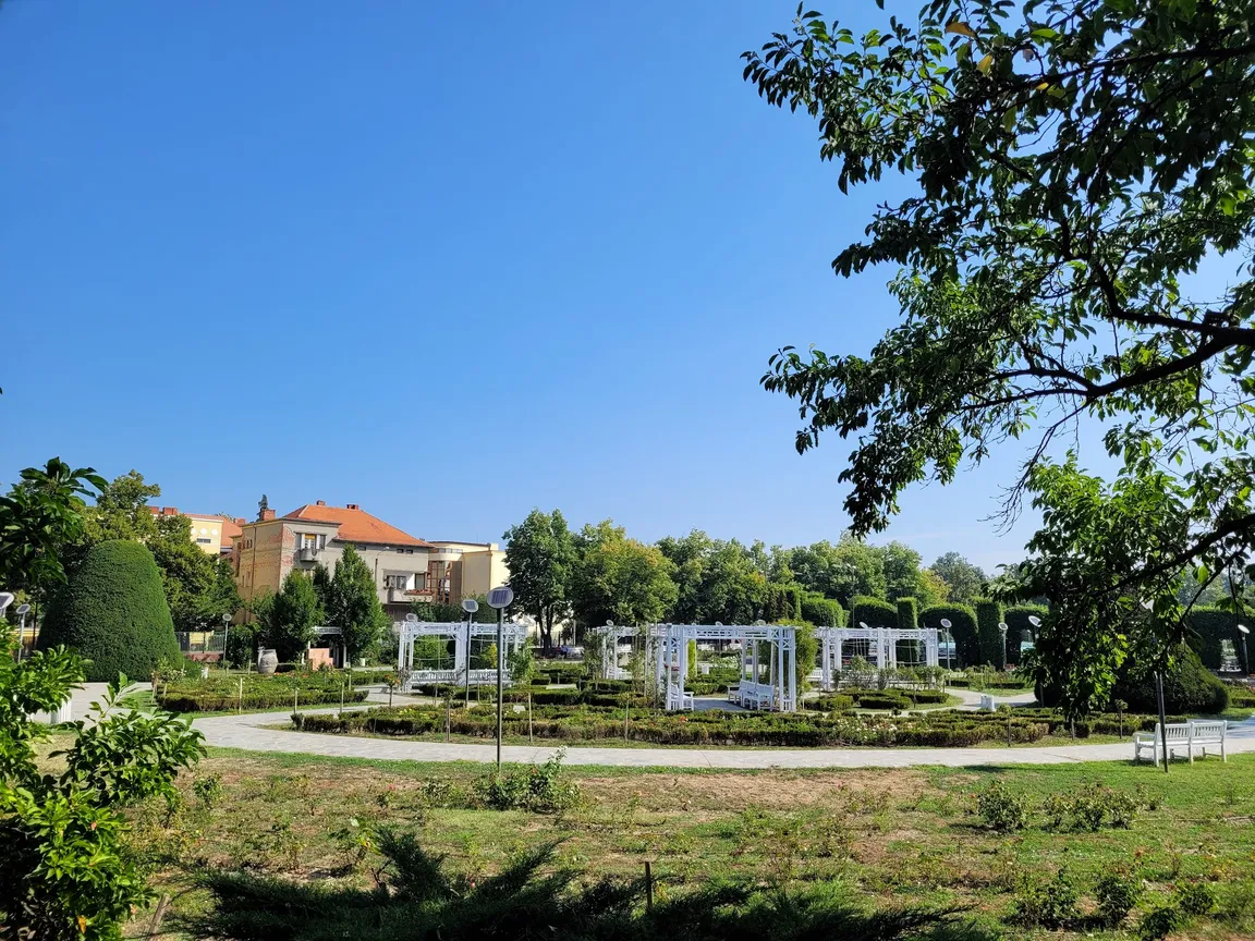 Roses Park