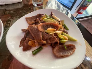 MoMo Tibetan Restaurant