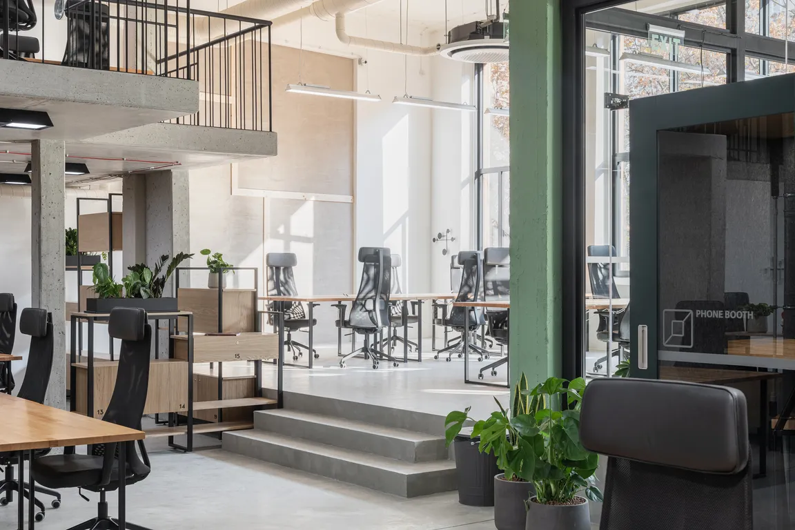 Puzl CowOrKing Budapest