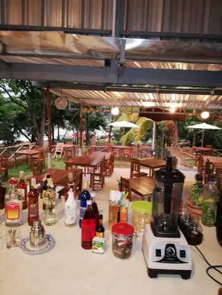 Stone Mountain Restaurant & Bar