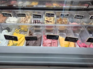 Toni Gelato & Choco Toni