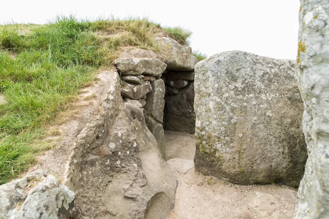 West Kennet Long Barrow