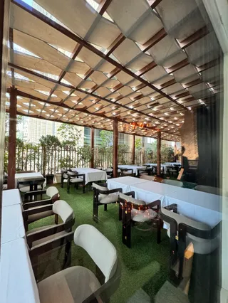 Carnival by Trèsind Restaurant & Bar