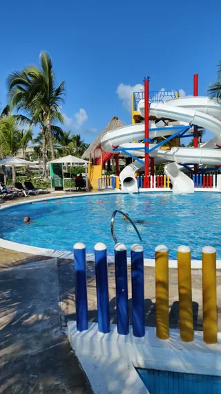 Kids aqua park