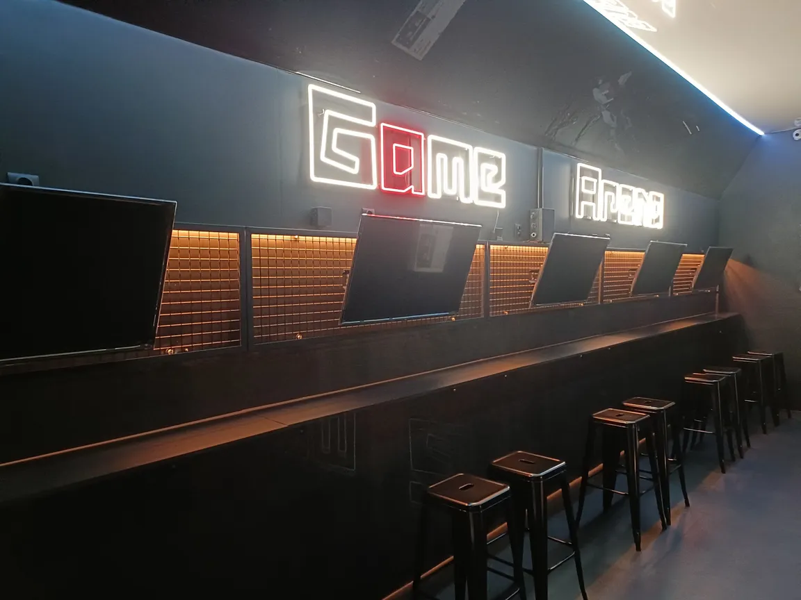 Cybermachina Game Pub - Kraków
