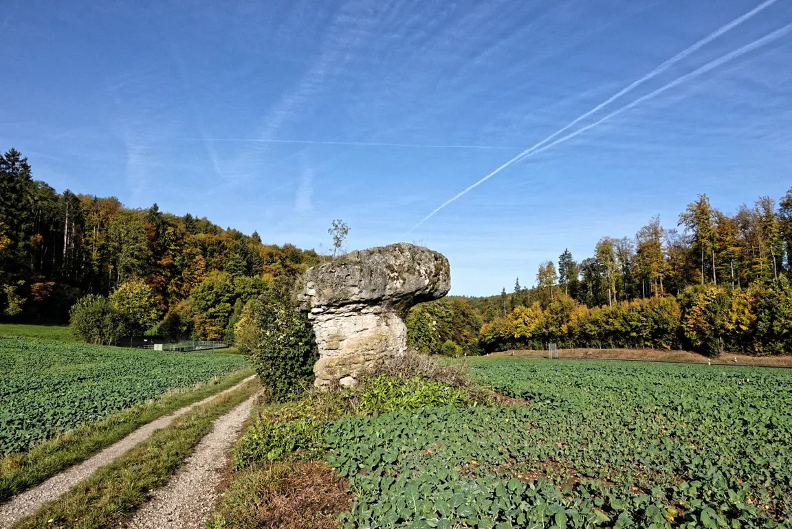 Naturdenkmal Kachelstein bei Wohlmuthshüll