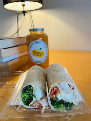 Mouthfuls---Cold Pressed Juice, Acai Bowl, Organic coffee, Healthy Food