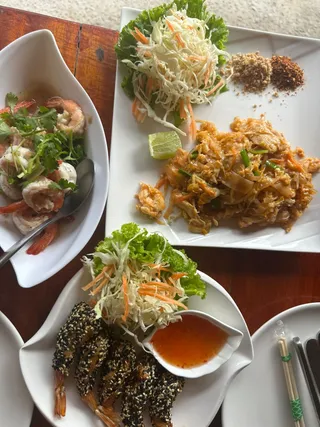 Patlung Bar & Restaurant