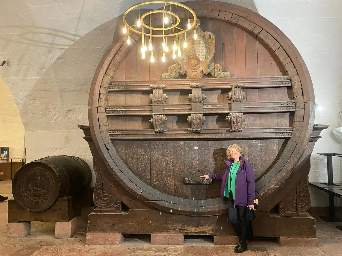 Perkeos Vinothek im historischen Fasskeller