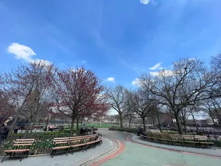 Williamsbridge Oval Recreation Center
