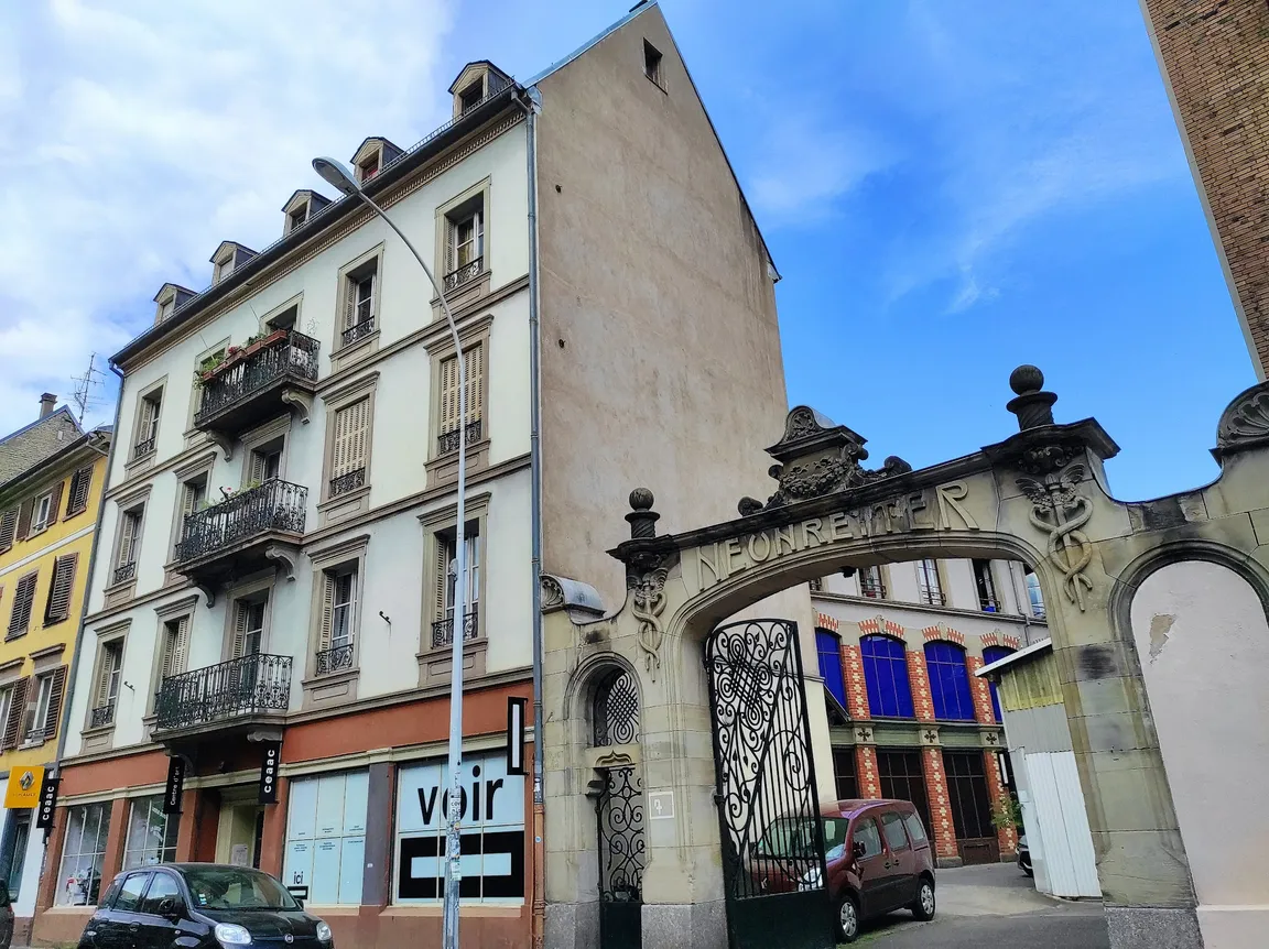 ECCAS - European contemporary artistic actions Center