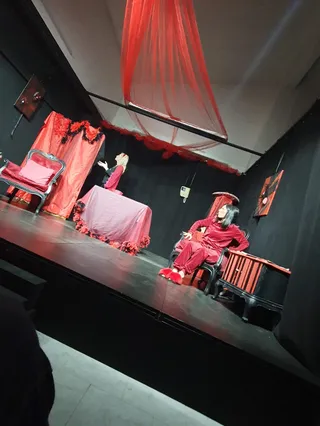 Otgl teatro -off (Officina Teatrale Generazione Libera)
