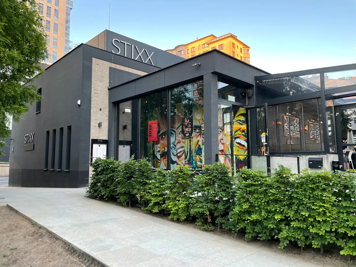 STIXX Bar & Grill