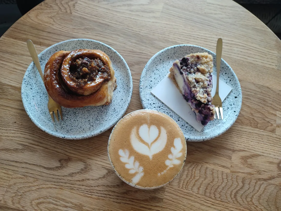 eter — vegan bakery & speciality coffee