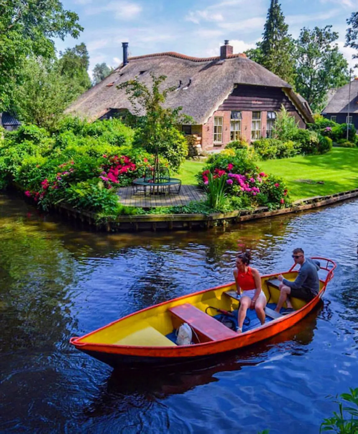 Giethoorn boat rental