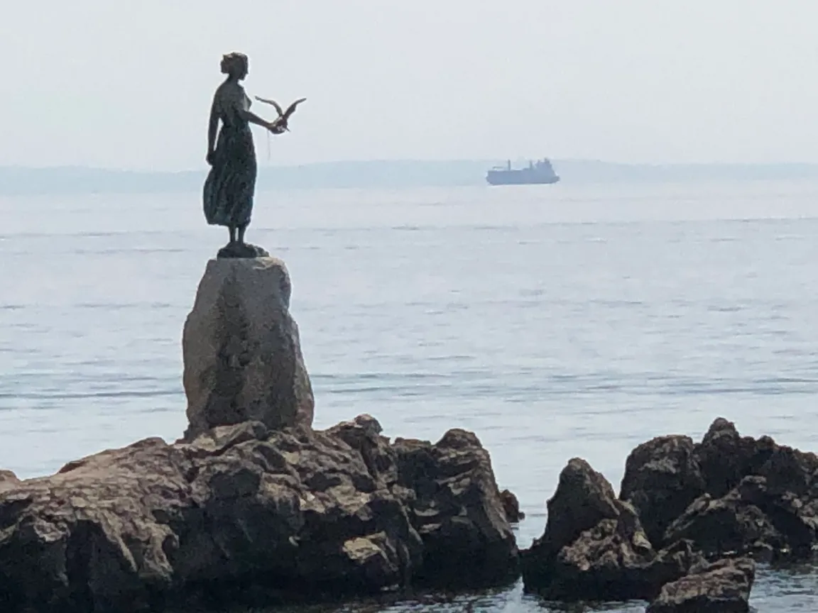 Madonna del Mare Statue