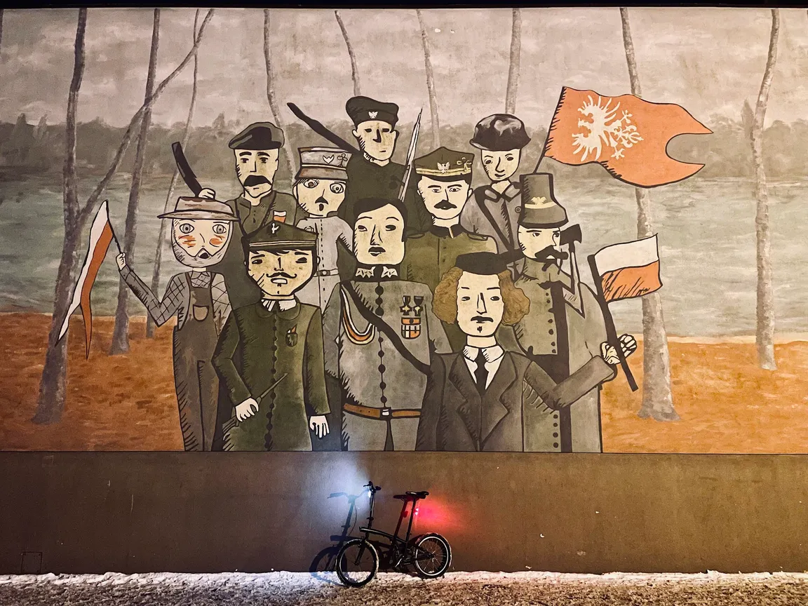 Mural Powstańczy (projekt i wykonanie: Grupa MUR·ALL)