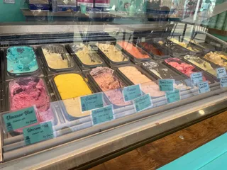 Lewis of London Ice Cream Farm