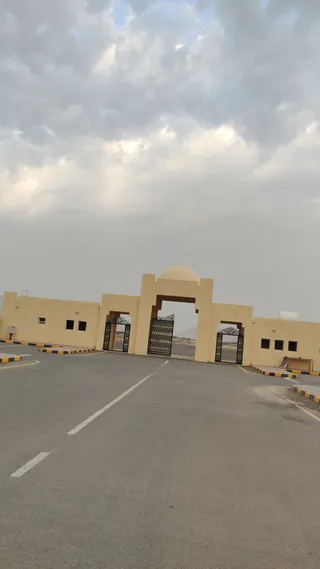 حديقة نزوى العامة