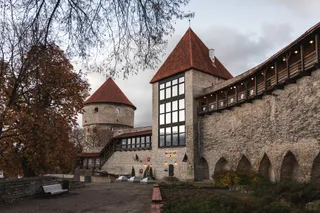 Maiden Tower Museum-Cafe