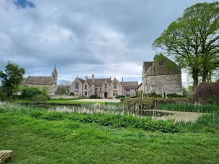 National Trust - Avebury Manor