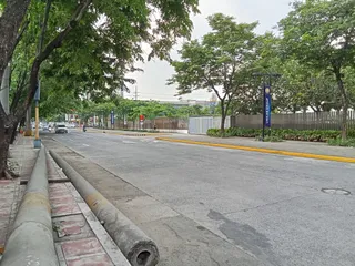 Unilab Perimeter Walk - Pioneer