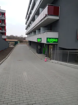 Żabka | Prosto z pieca