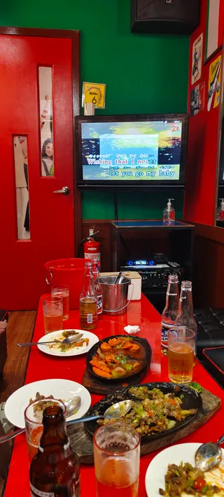 Music 21 Plaza Malate Branch