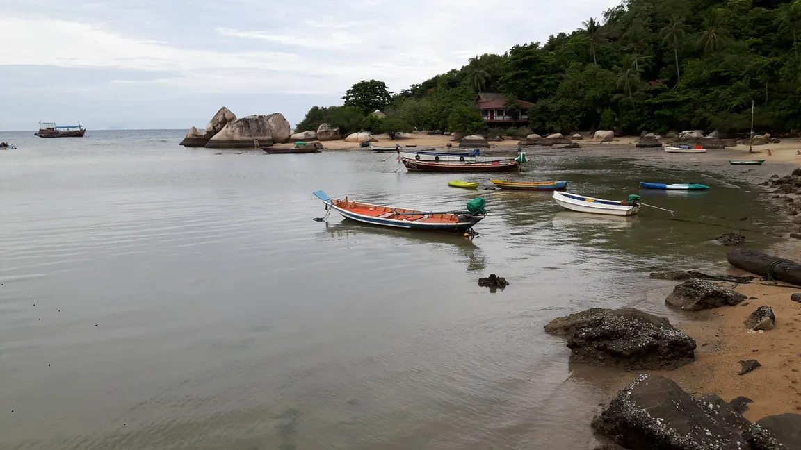 Chalok baan kao bay