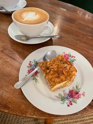 SENIMAN Coffee Shop