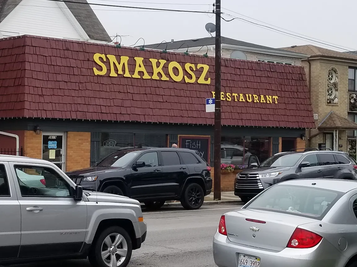 Smakosz Restaurant