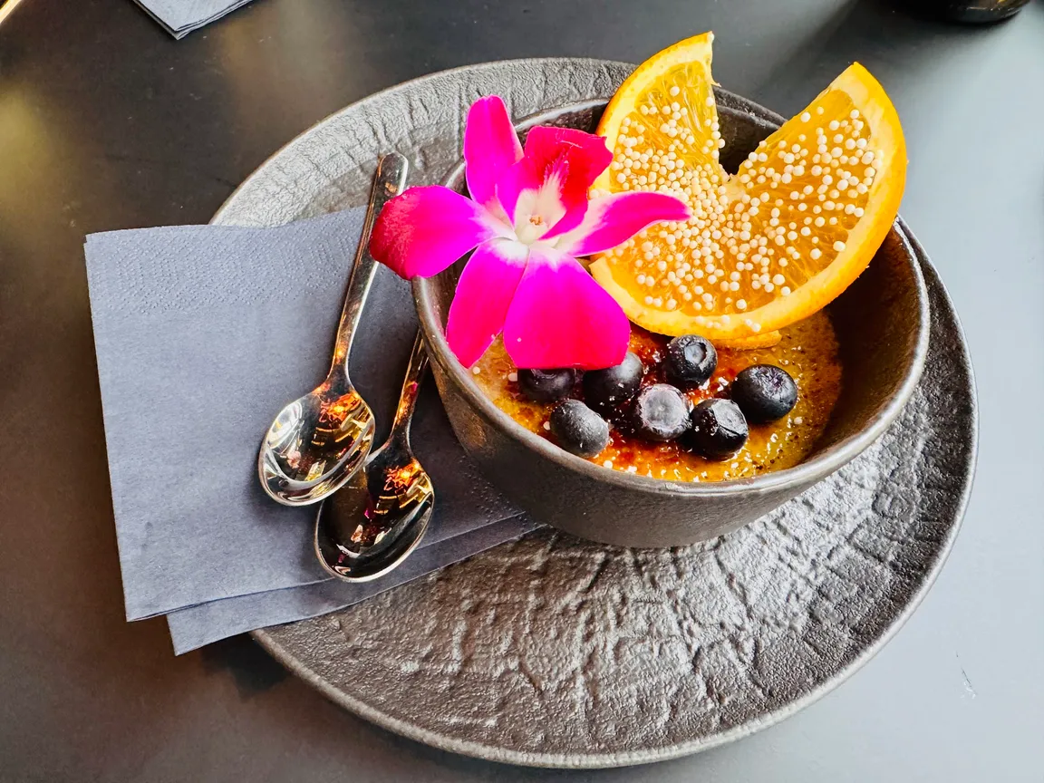 Drzewo Wiśni - Sushi and Asian Restaurant