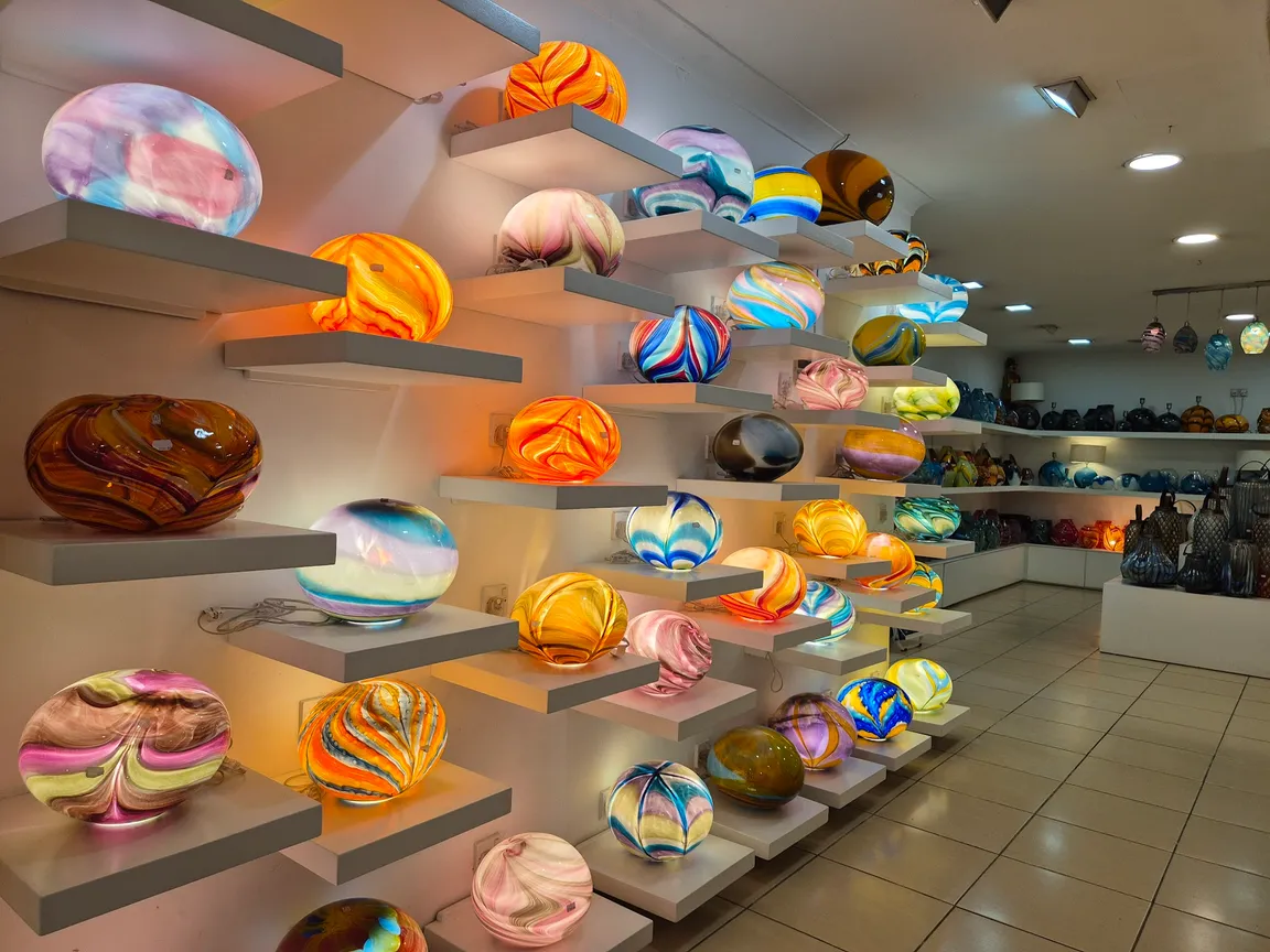 Mdina Glass, Ta' Qali