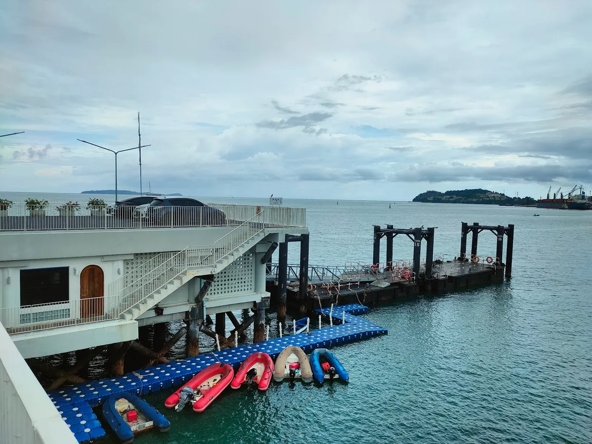 Love Andaman@Visit Panwa Pier