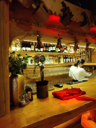 Muzyczna Grota Młyniska Zakopane kameralna sala na imprezy pyszne góralskie dania