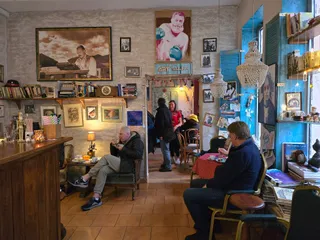 "El Papa – Cafe Hemingway" – Kawiarnia Galeria Sztuki