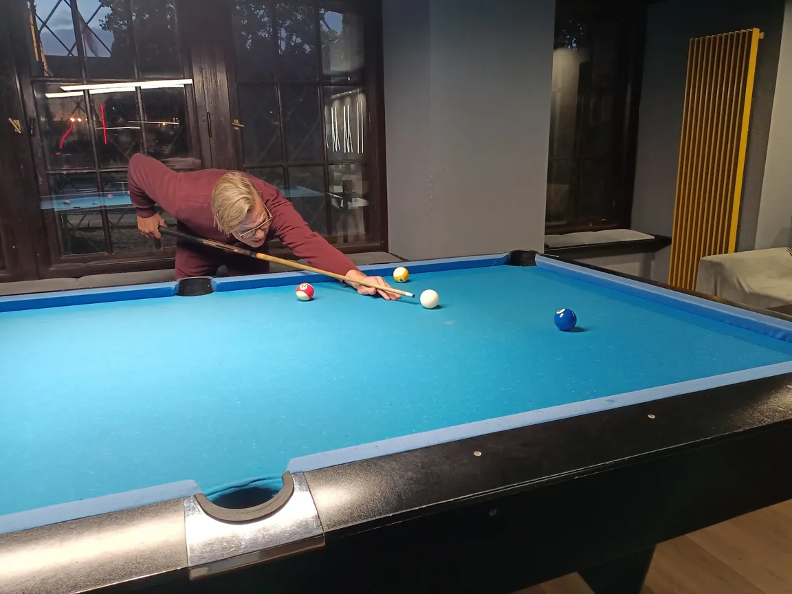 Hades Pool Bilard & Karaoke Club
