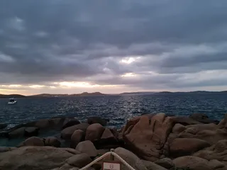 Phi Beach