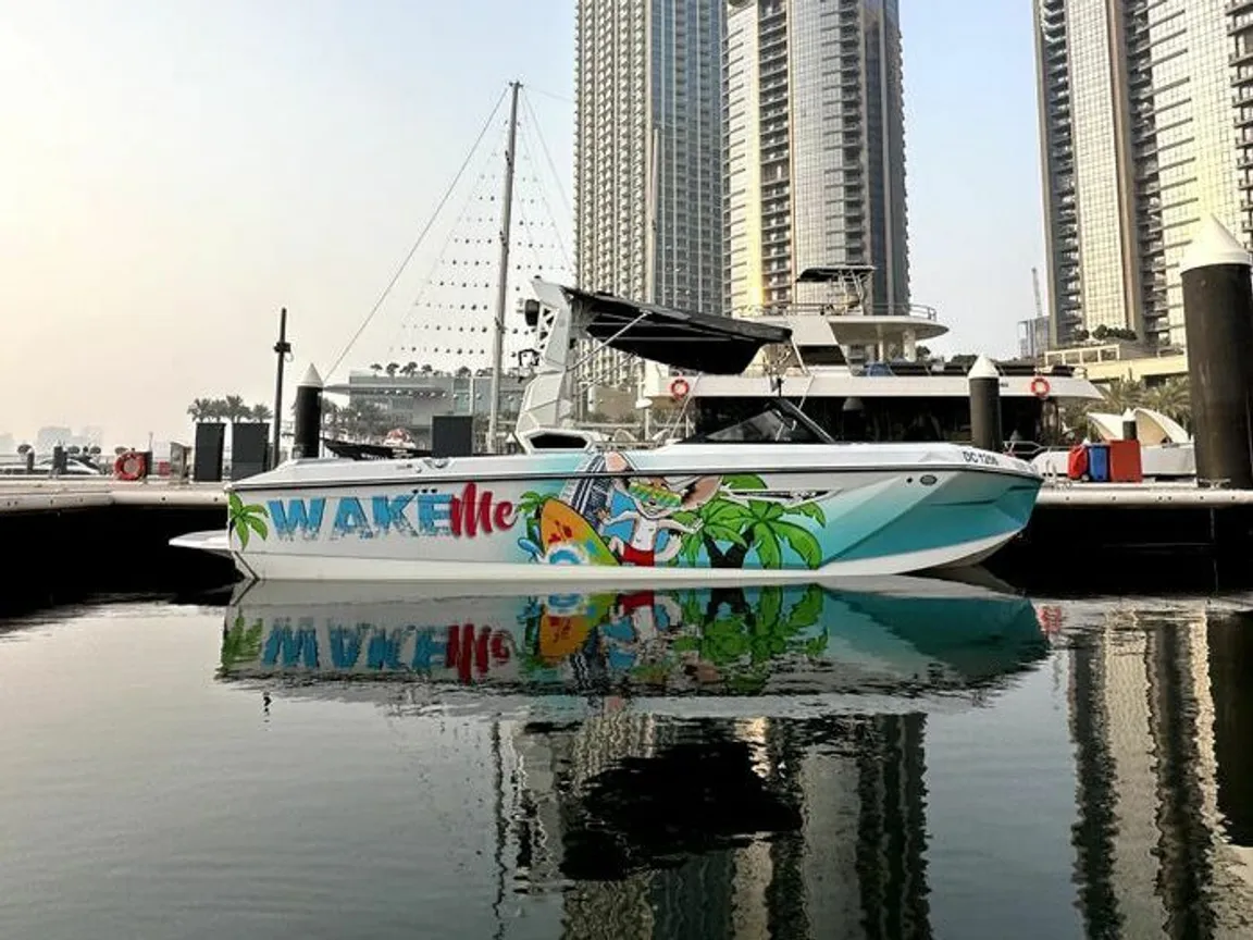Wake Me Dubai - wakesurf and wakeboard