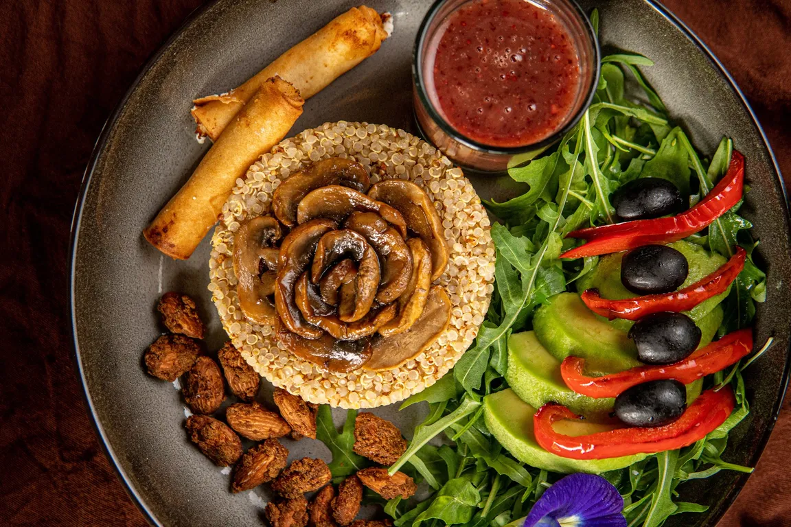 The Chai Uluwatu Tea House (Vegan & Vegetarian cafe)