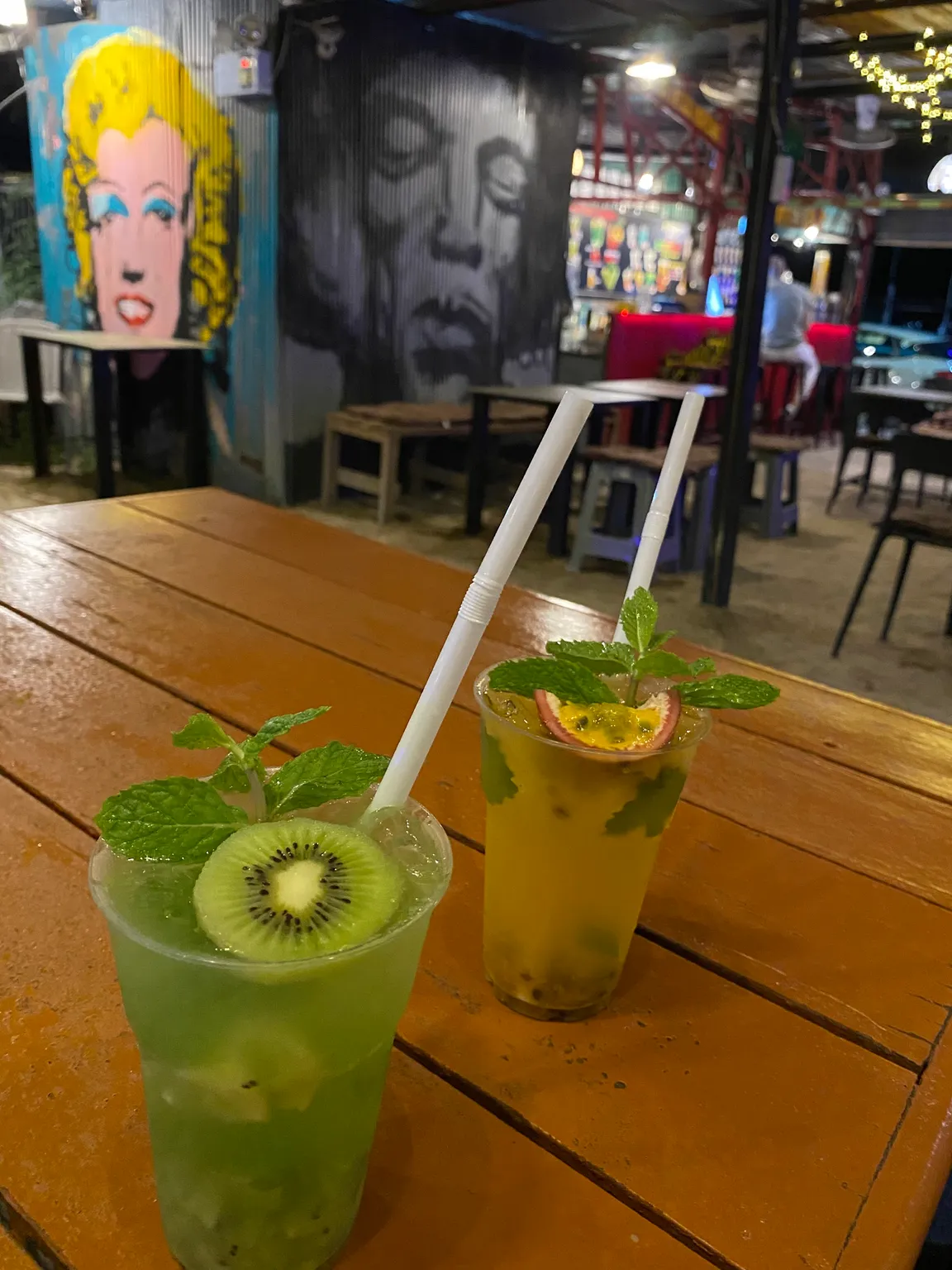 On Street Bar