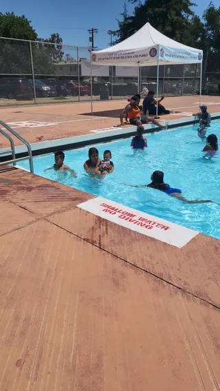 Sepulveda Pool