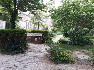 Carmes Garden