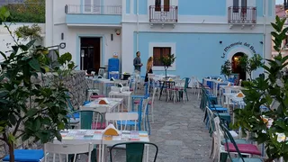 Qcècè SocialCafè