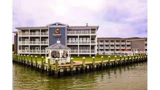 Comfort Suites Chincoteague Island Bayfront Resort