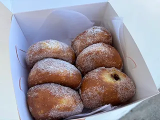 Leonard's Bakery